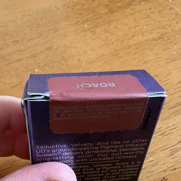 Urban Decay Eyeshadow Pod in Roach - Picture 3 of 8